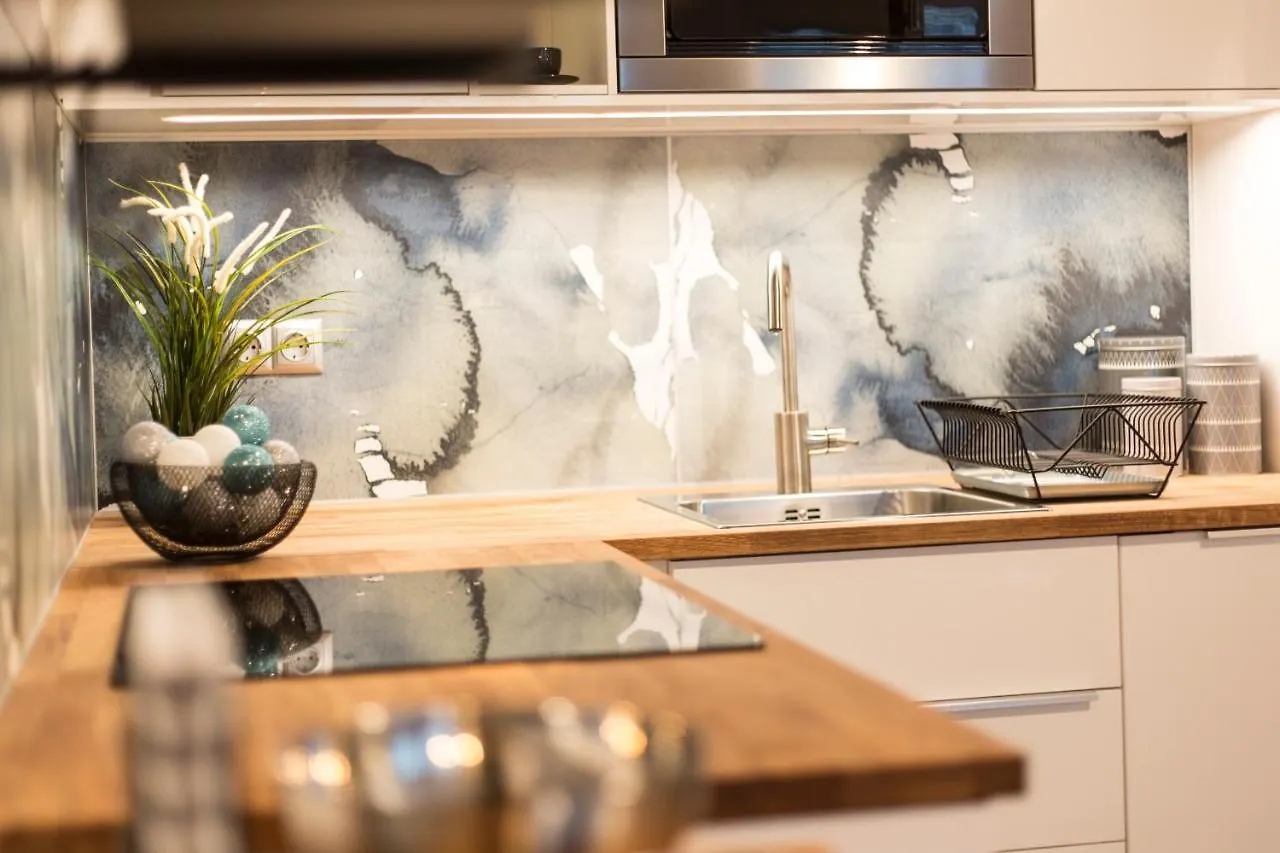Your Cozy Home * 12 Min To City Center Wenen Oostenrijk